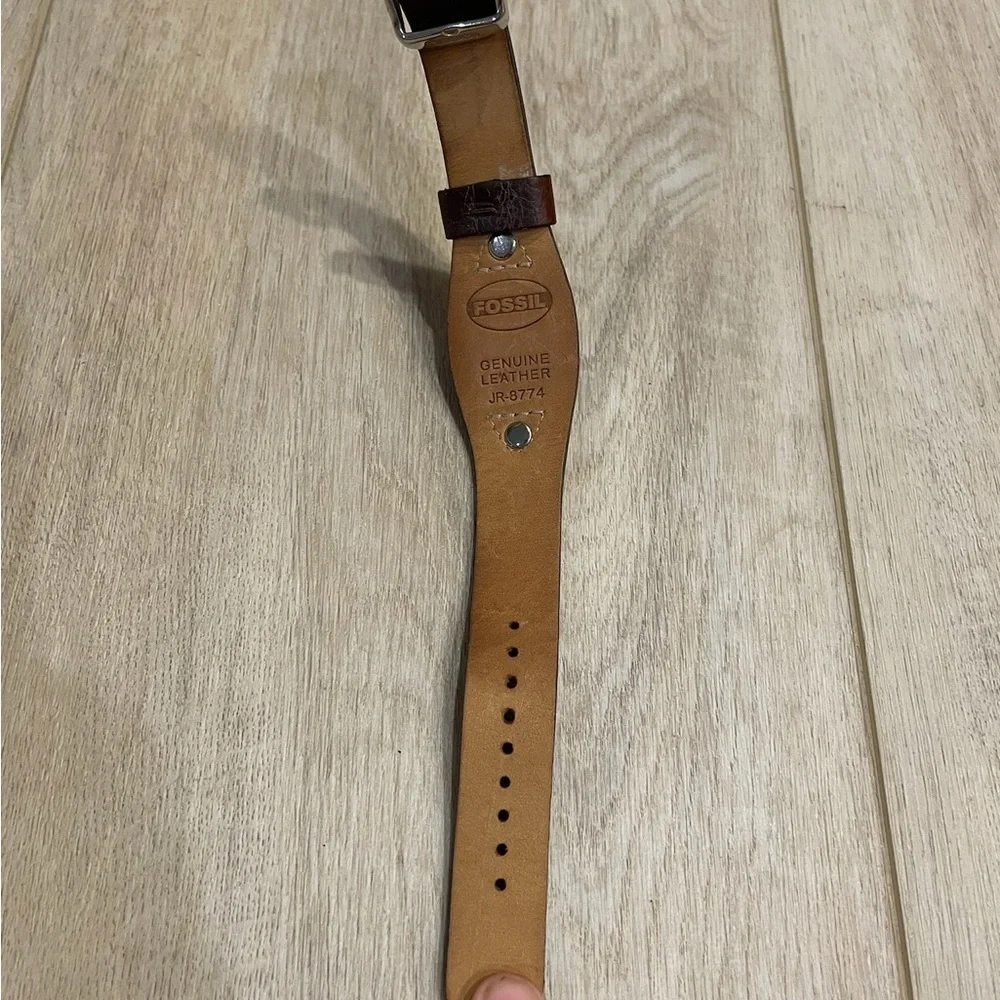 Fossil Women's Watch with Brown Leather Strap - Picture 5 of 5